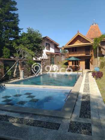 Vila Kawasan Trawas, Ukuran 2720m2m², Ideal untuk hunian Anda Vila Kawasan Trawas, Ukuran 2720m2m², Ideal untuk hunian Anda