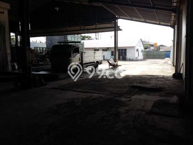 Unit Pabrik Dijual di Menganti Gresik Luas Bangunan 4000m2 Unit Pabrik Dijual di Menganti Gresik Luas Bangunan 4000m2