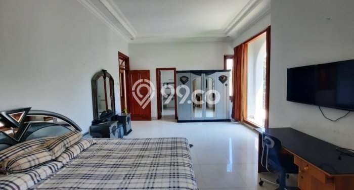 Siap Huni Rumah Mewah 5 Kamar di Wiyung Dekat ke Mana Saja Siap Huni Rumah Mewah 5 Kamar di Wiyung Dekat ke Mana Saja