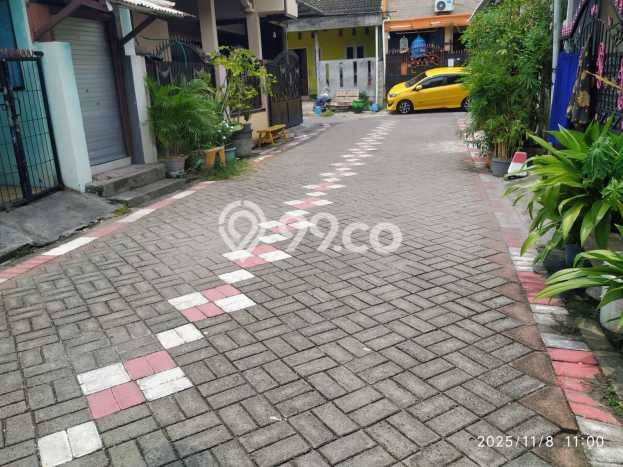 Rumah LT 72m2m² Dekat Tempat Strategis di Sambikerep, Surabaya Rumah LT 72m2m² Dekat Tempat Strategis di Sambikerep, Surabaya