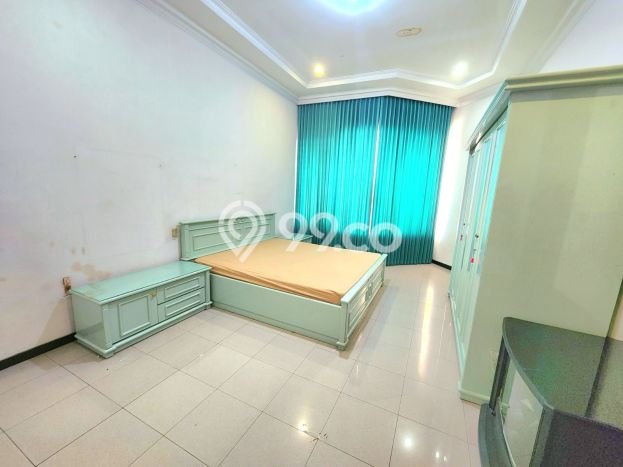 Jual Cepat Rumah LT 240m2m² / LB 410m2m² di Pusat Kota , Surabaya Jual Cepat Rumah LT 240m2m² / LB 410m2m² di Pusat Kota , Surabaya