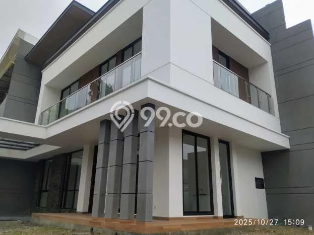 Rumah Area Nyaman di Citraland, Surabaya, LT 180m2m² Bangunan 306m2m² Rumah Area Nyaman di Citraland, Surabaya, LT 180m2m² Bangunan 306m2m²
