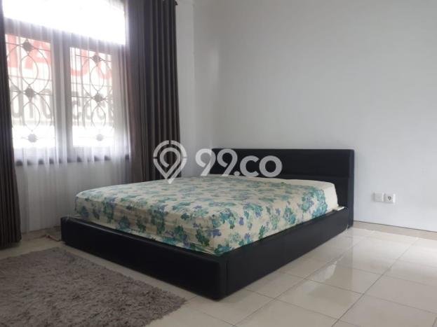 BEST DEAL! Rumah Nyaman di Lidah Wetan, LT 240m2m² Bangunan 163m2m² BEST DEAL! Rumah Nyaman di Lidah Wetan, LT 240m2m² Bangunan 163m2m²