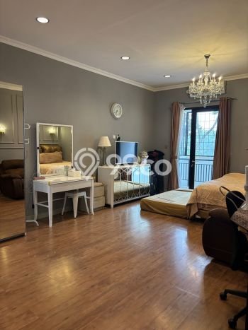 Rumah Elit LB 180m2 Siap Huni Desain Elegan di BSD Eminent, Tangerang Rumah Elit LB 180m2 Siap Huni Desain Elegan di BSD Eminent, Tangerang