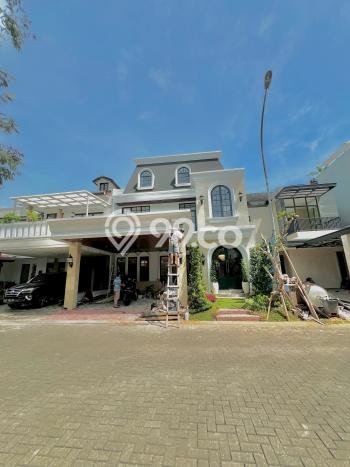 For Sale! Luxury House LT 200m2 Desain Elegan di BSD City For Sale! Luxury House LT 200m2 Desain Elegan di BSD City