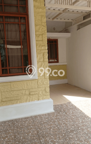 Rumah Minimalis 3 KT di Grand Wisata Bekasi Semi Furnished Rumah Minimalis 3 KT di Grand Wisata Bekasi Semi Furnished