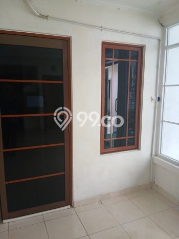 Rumah Minimalis 3 KT di Grand Wisata Bekasi Semi Furnished Rumah Minimalis 3 KT di Grand Wisata Bekasi Semi Furnished