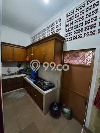 Rumah Mewah LB 175m2 Siap Huni Desain Elegan di Bukit Duri, Jakarta Selatan Rumah Mewah LB 175m2 Siap Huni Desain Elegan di Bukit Duri, Jakarta Selatan