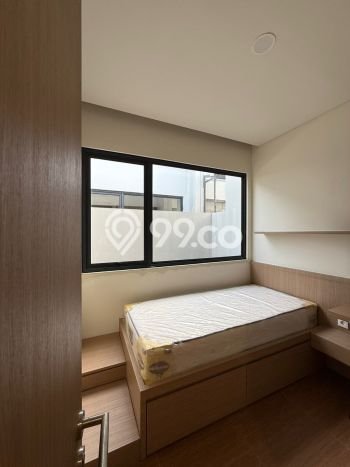 Disewakan! Rumah 3 Kamar Tidur &
3 Kamar Mandi di BSD City, Tangerang Disewakan! Rumah 3 Kamar Tidur &
3 Kamar Mandi di BSD City, Tangerang
