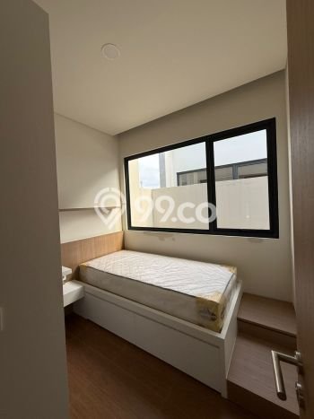 Disewakan! Rumah 3 Kamar Tidur &
3 Kamar Mandi di BSD City, Tangerang Disewakan! Rumah 3 Kamar Tidur &
3 Kamar Mandi di BSD City, Tangerang