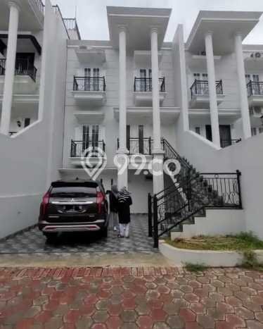 Hunian Mewah LB 300m2 Siap Pakai Desain Elegan di Ragunan, Jakarta Selatan Hunian Mewah LB 300m2 Siap Pakai Desain Elegan di Ragunan, Jakarta Selatan