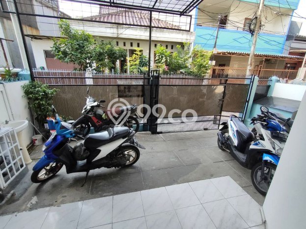 Dijual Kost 15 Kamar di Jakarta Barat untuk Investasi Anda Dijual Kost 15 Kamar di Jakarta Barat untuk Investasi Anda