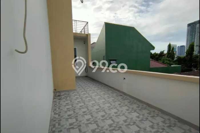 Ready to Use! Luxury House LT 160m2 Desain Modern di Meruya Ready to Use! Luxury House LT 160m2 Desain Modern di Meruya
