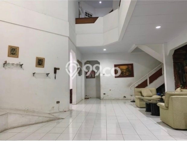 Dijual Rumah Mewah Elegan Dengan View Eksklusif di Meruya, Jakarta Barat Dijual Rumah Mewah Elegan Dengan View Eksklusif di Meruya, Jakarta Barat