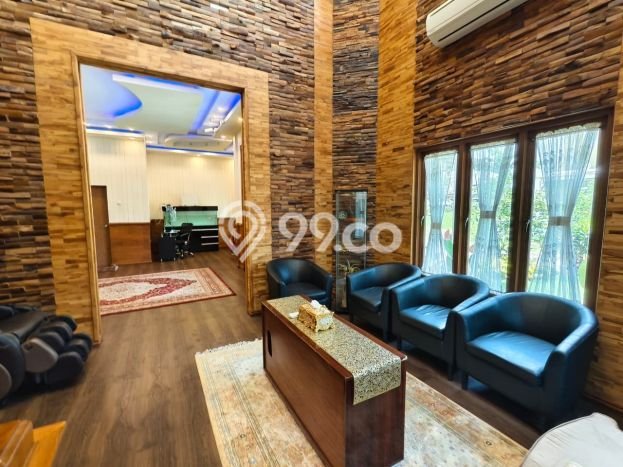 Dijual Rumah Premium dengan Fasilitas Sekitar Lengkap di BSD, Tangerang Selatan Dijual Rumah Premium dengan Fasilitas Sekitar Lengkap di BSD, Tangerang Selatan