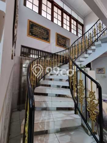Jual Rumah Mewah Megah Dengan View Cantik di Pejaten, Jakarta Selatan Jual Rumah Mewah Megah Dengan View Cantik di Pejaten, Jakarta Selatan