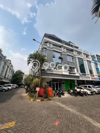 Unit Ruko Disewakan di Fatmawati di Area Ramai & Strategis Unit Ruko Disewakan di Fatmawati di Area Ramai & Strategis