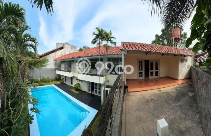 Dijual Rumah Premium dengan Fasilitas Sekitar Komplit di Cilandak, Jakarta Selatan Dijual Rumah Premium dengan Fasilitas Sekitar Komplit di Cilandak, Jakarta Selatan