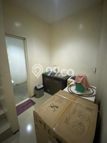 Ruko Dijual di Jakarta Selatan LT 102m2 & LB 258m2 Lokasi Terbaik! Ruko Dijual di Jakarta Selatan LT 102m2 & LB 258m2 Lokasi Terbaik!