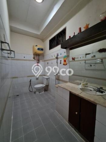 Jarang Ada! Rumah Kontrakan 3 Kamar Nyaman Siap Huni Pondok Indah Jarang Ada! Rumah Kontrakan 3 Kamar Nyaman Siap Huni Pondok Indah