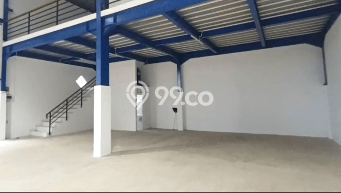 Gudang Lokasi Strategis di , Luas 480m2m², Siap Operasional Gudang Lokasi Strategis di , Luas 480m2m², Siap Operasional