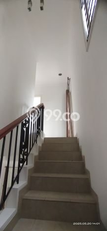 Rumah Elit LB 128m2 Siap Pakai Desain Elegan di Gading Serpong Pondok Hijau Golf, Tangerang Rumah Elit LB 128m2 Siap Pakai Desain Elegan di Gading Serpong Pondok Hijau Golf, Tangerang