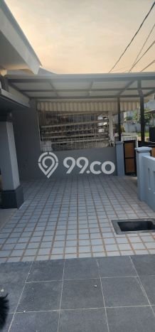 Rumah Luas Asri 2 KT Siap Pakai di Gading Serpong Tangerang Rumah Luas Asri 2 KT Siap Pakai di Gading Serpong Tangerang