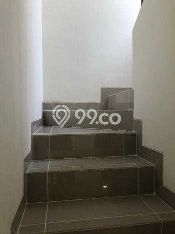 Rumah Modern 2 KT di Gading Serpong Tangerang Unfurnished Rumah Modern 2 KT di Gading Serpong Tangerang Unfurnished