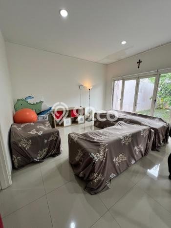 Rumah Luas Asri 4 KT Siap Huni di Suvarna Sutera Tangerang Rumah Luas Asri 4 KT Siap Huni di Suvarna Sutera Tangerang