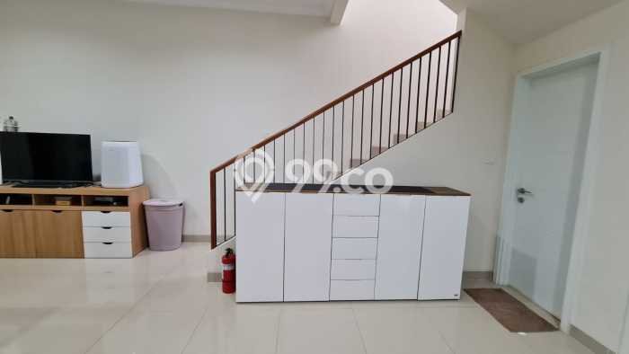 Ready to Use! Premium House LT 128m2 Desain Elegan di Gading Serpong Ready to Use! Premium House LT 128m2 Desain Elegan di Gading Serpong