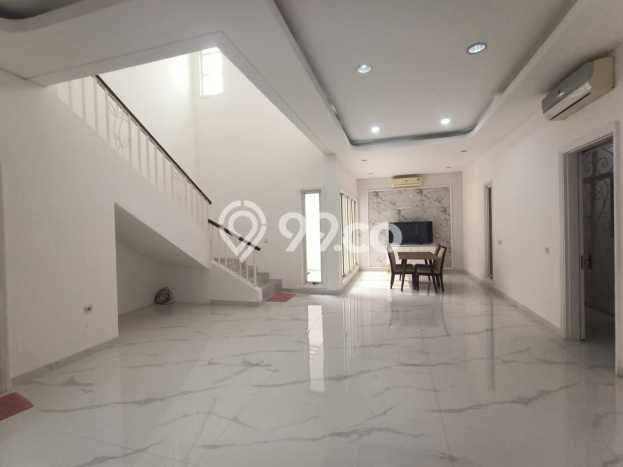 Rumah Elit Modern Tanpa Renovasi di Gading Serpong Tangerang Rumah Elit Modern Tanpa Renovasi di Gading Serpong Tangerang