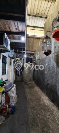 Gudang Dijual di Prime Area Jakarta Selatan Luas 400m2 Gudang Dijual di Prime Area Jakarta Selatan Luas 400m2