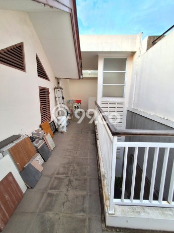 Jual Rumah Luas Megah Dengan View Eksklusif di Bintaro, Jakarta Selatan Jual Rumah Luas Megah Dengan View Eksklusif di Bintaro, Jakarta Selatan
