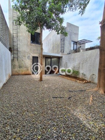 Ready to Use! Luxury House LT 177m2 Desain Modern di Sektor 3A - Bintaro Ready to Use! Luxury House LT 177m2 Desain Modern di Sektor 3A - Bintaro
