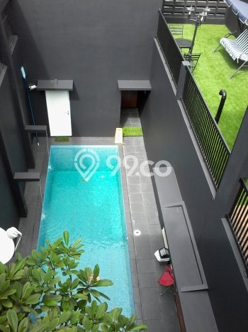 Rumah Mewah LB 153m2 Siap Pakai Desain Elegan di Bintaro, Tangerang Selatan Rumah Mewah LB 153m2 Siap Pakai Desain Elegan di Bintaro, Tangerang Selatan