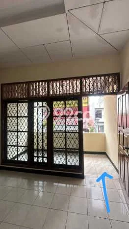 Sewa cepat hunian minimalis strategis 5 Kamar di Galaxy, Bekasi Sewa cepat hunian minimalis strategis 5 Kamar di Galaxy, Bekasi