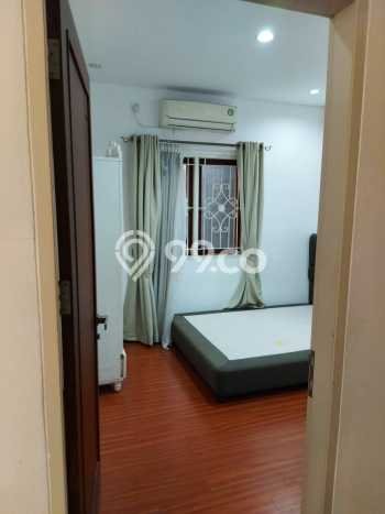Hunian Mewah Siap Huni LT 229m2 di Lebak Bulus, Jakarta Selatan Hunian Mewah Siap Huni LT 229m2 di Lebak Bulus, Jakarta Selatan