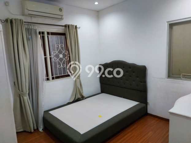 Hunian Mewah Siap Huni LT 229m2 di Lebak Bulus, Jakarta Selatan Hunian Mewah Siap Huni LT 229m2 di Lebak Bulus, Jakarta Selatan