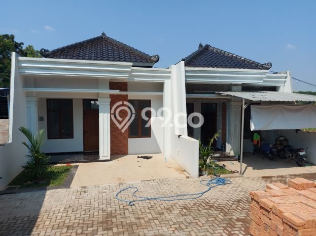 Rumah Lokasi Strategis di Banyumanik, Semarang, LT 77m2m² LB 56m2m² Rumah Lokasi Strategis di Banyumanik, Semarang, LT 77m2m² LB 56m2m²
