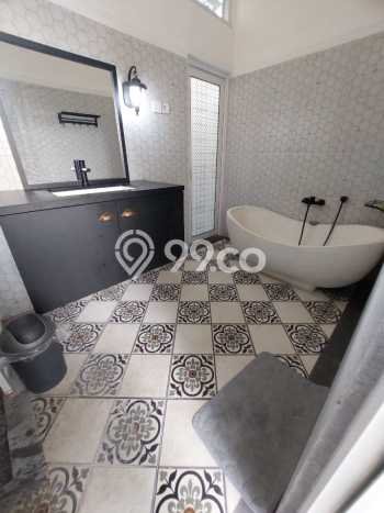 Rumah Modern 3 KT di Kedungmundu Semarang Full Furnished Rumah Modern 3 KT di Kedungmundu Semarang Full Furnished