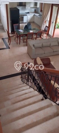 Hunian Strategis Disewakan 4 Kamar di Cilandak Boleh Nego Hunian Strategis Disewakan 4 Kamar di Cilandak Boleh Nego