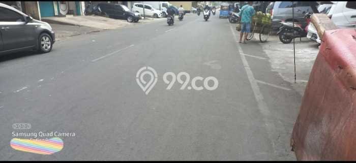 FOR RENT! Ruko di Pasar Baru Cocok untuk Bisnis 300m2 FOR RENT! Ruko di Pasar Baru Cocok untuk Bisnis 300m2