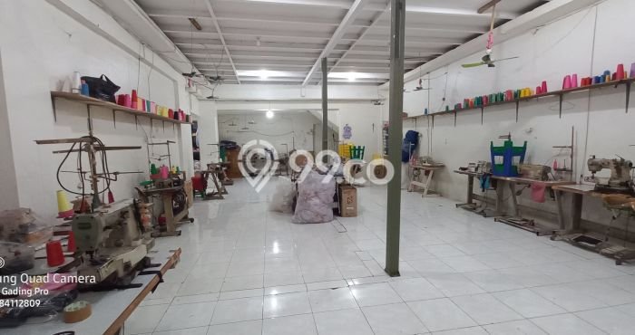 Gudang Bagus Dijual LB 550m2 Lokasi Strategis Jakarta Barat Area Cocok untuk Bisnis Gudang Bagus Dijual LB 550m2 Lokasi Strategis Jakarta Barat Area Cocok untuk Bisnis