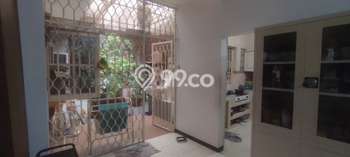 For Sale! Luxury House LT 304m2 Desain Modern di Baranangsiang For Sale! Luxury House LT 304m2 Desain Modern di Baranangsiang