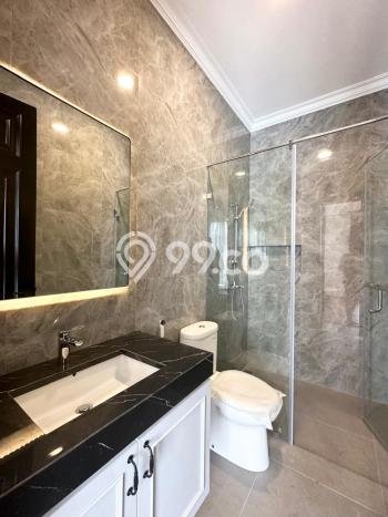 Hunian Elit LB 355m2 Siap Pakai Desain Elegan di Bintaro, Tangerang Selatan Hunian Elit LB 355m2 Siap Pakai Desain Elegan di Bintaro, Tangerang Selatan