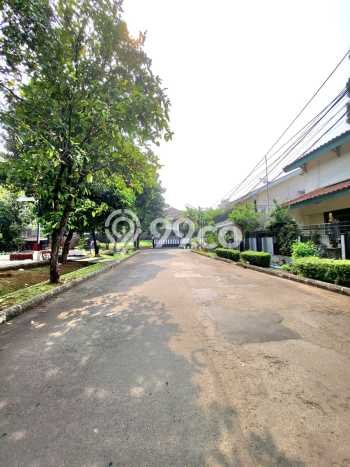 Rumah Luxury Modern Siap Huni di Sektor 9-Bintaro Tangerang Selatan Rumah Luxury Modern Siap Huni di Sektor 9-Bintaro Tangerang Selatan
