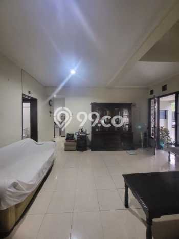 Hunian Mewah LB 150m2 Siap Pakai Desain Elegan di Sektor 9-Bintaro, Tangerang Selatan Hunian Mewah LB 150m2 Siap Pakai Desain Elegan di Sektor 9-Bintaro, Tangerang Selatan