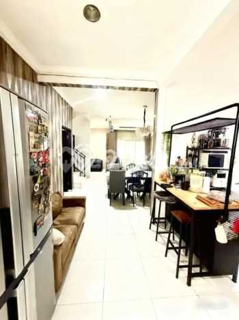 Jual Rumah Favorit Siap Huni LB 210m2 di Pesanggrahan, Jakarta Selatan Jual Rumah Favorit Siap Huni LB 210m2 di Pesanggrahan, Jakarta Selatan