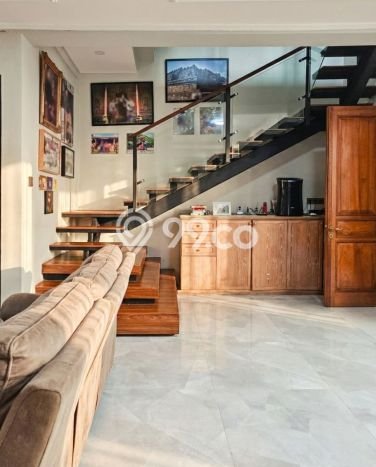 Rumah Kost Dijual di Kebayoran Baru, Jakarta Selatan, Spesifikasi 12 KT, 12 KM, 150m2 Rumah Kost Dijual di Kebayoran Baru, Jakarta Selatan, Spesifikasi 12 KT, 12 KM, 150m2