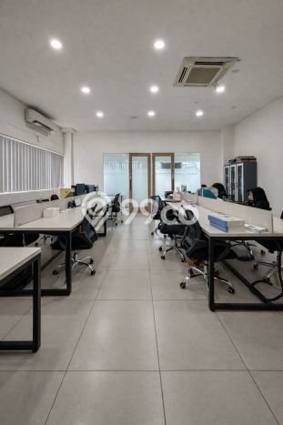 Komersial Dijual Lokasi Emas di Kebayoran Baru Luas 890m2 Komersial Dijual Lokasi Emas di Kebayoran Baru Luas 890m2